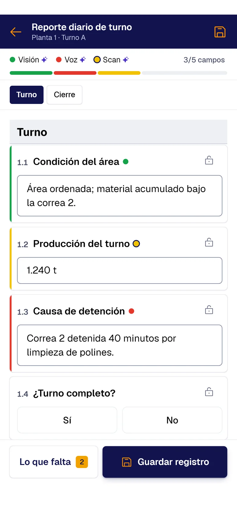 Formulario «Reporte diario de turno» en el teléfono: Condición del área llenado con PAIR Vision, Producción del turno con PAIR Scan y Causa de detención con PAIR Voice, cada uno con su punto de color.